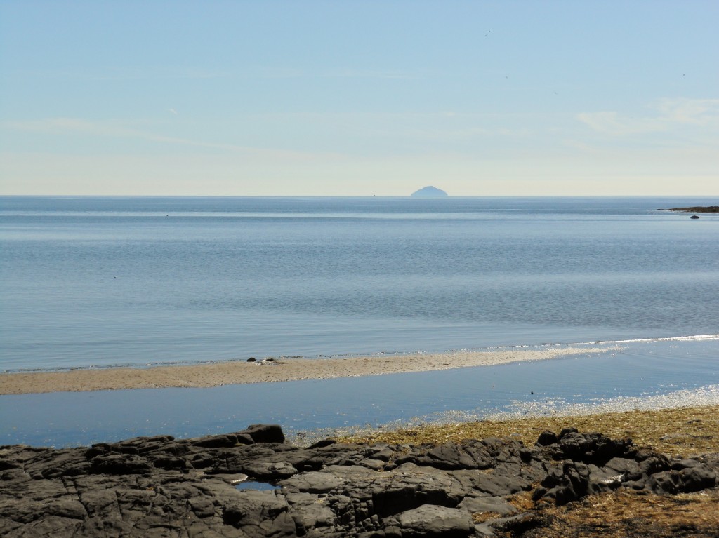 Lauras sea view